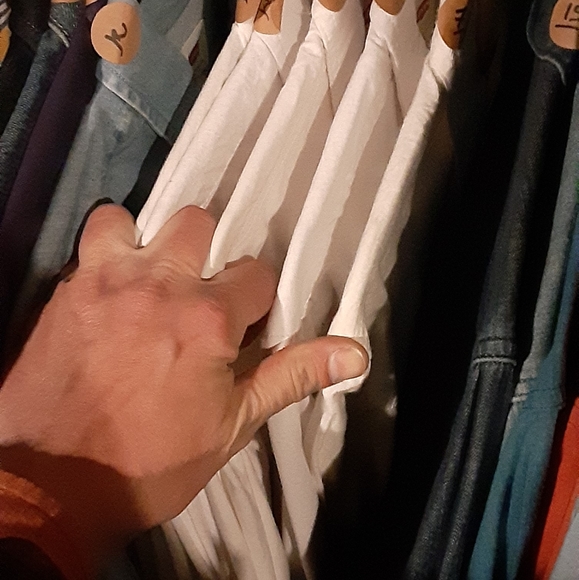 White Levi's! SAWTOOTH BARSTOW TRUCKER JACKETS!! - Picture 8 of 16